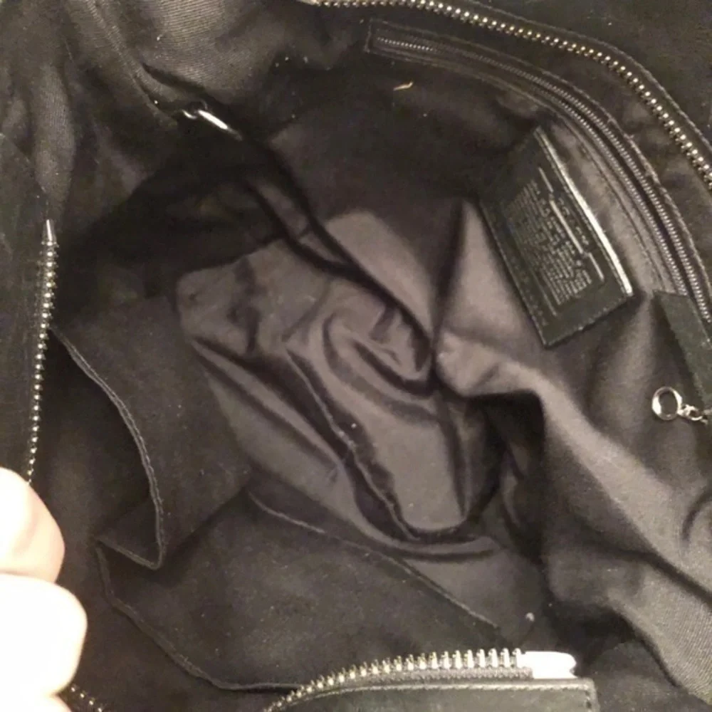 Coach black leather Hampton tote bag soho buckle